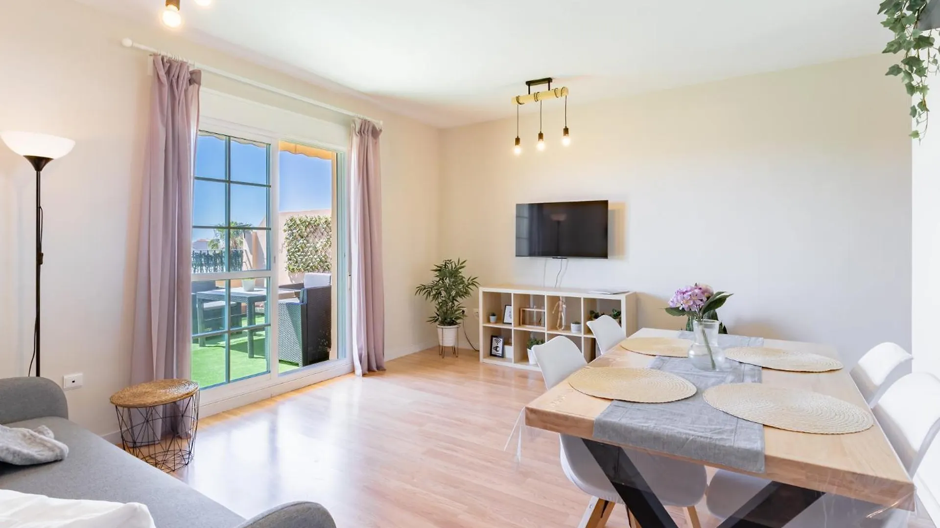 Atico Sea Views Benalmadena Lejlighed