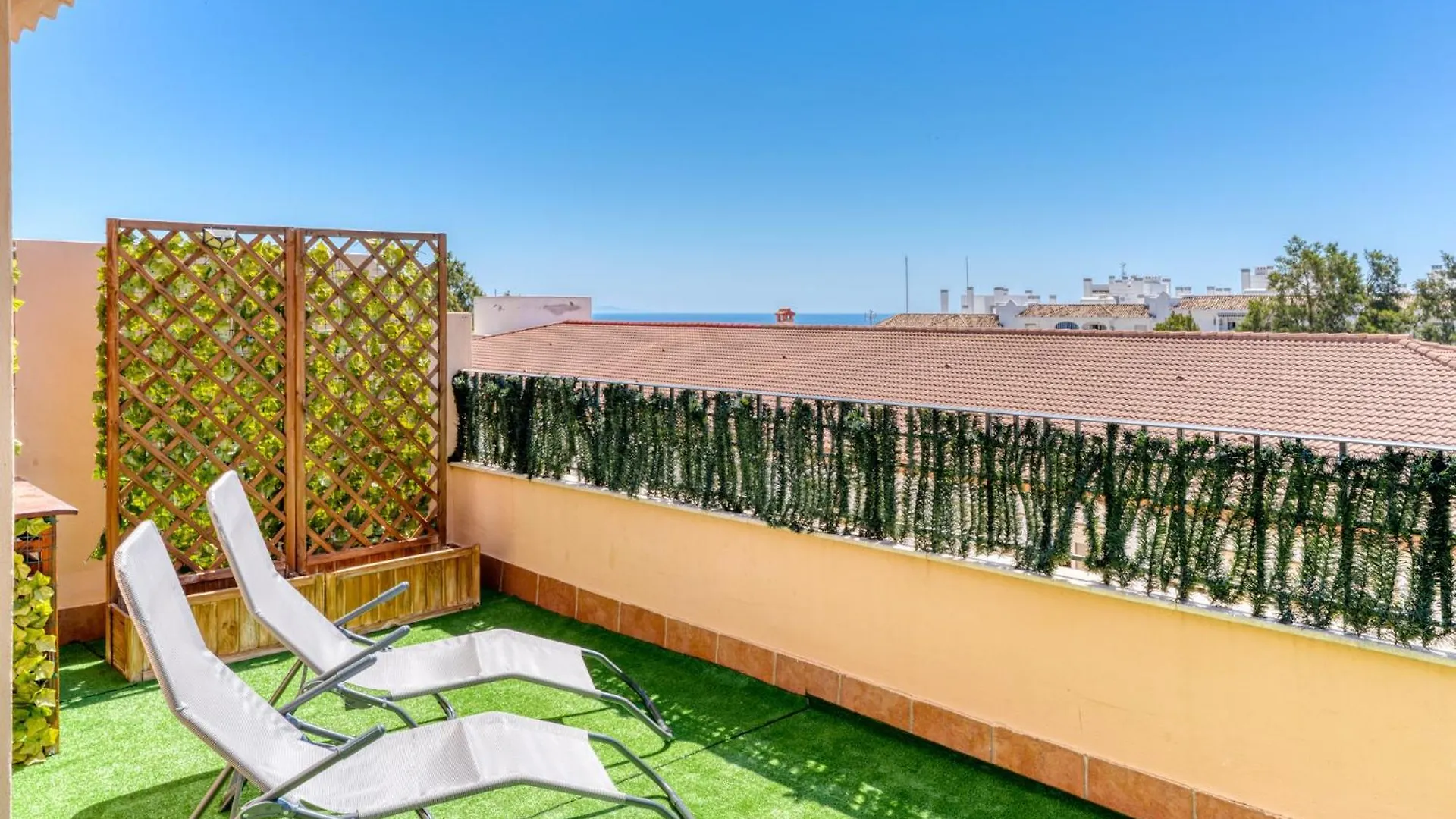 Atico Sea Views Benalmadena Lejlighed